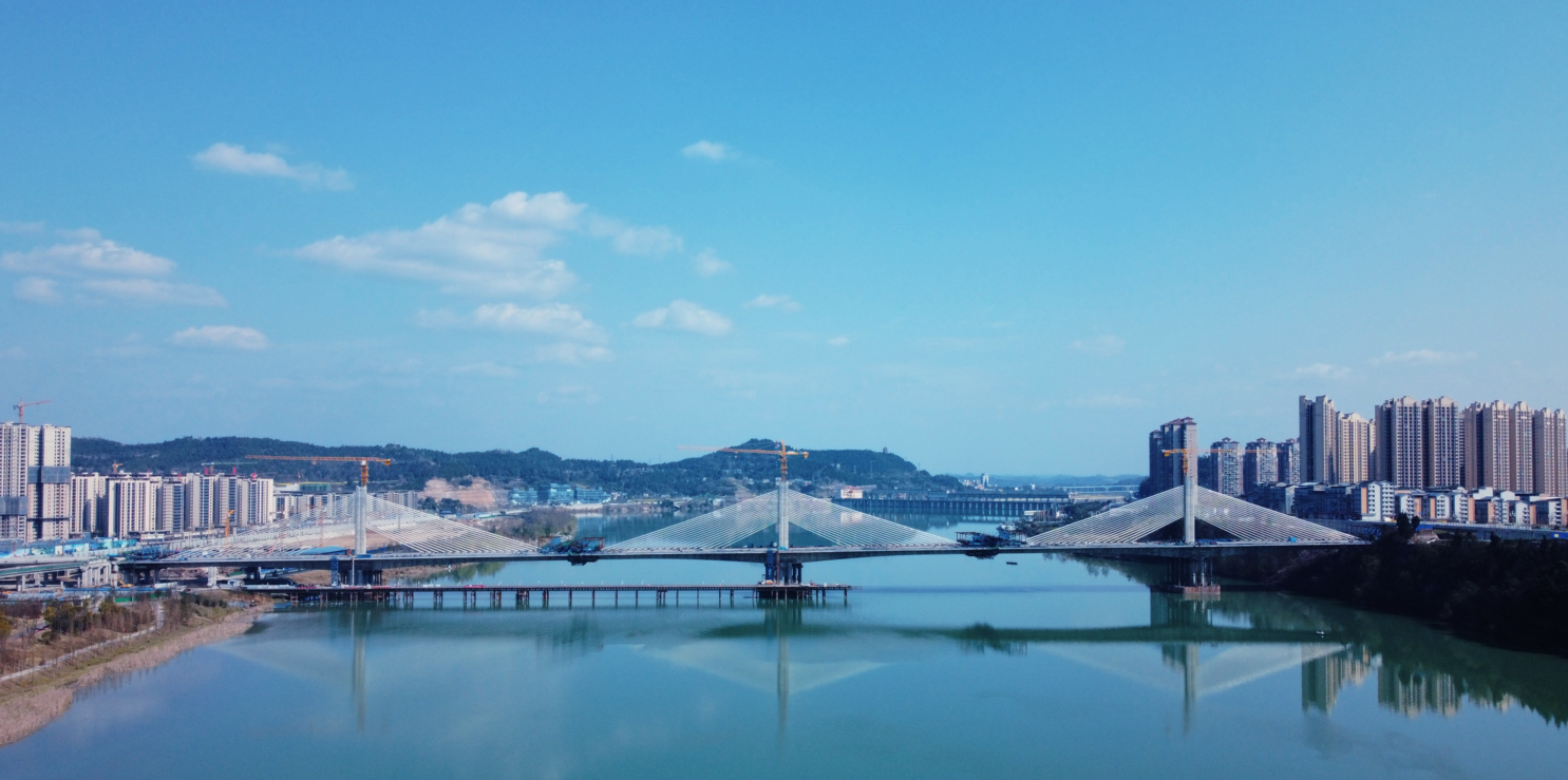  p data-id="svjoczprxfsn">嘉陵江三桥位于四川省南充市 a target="