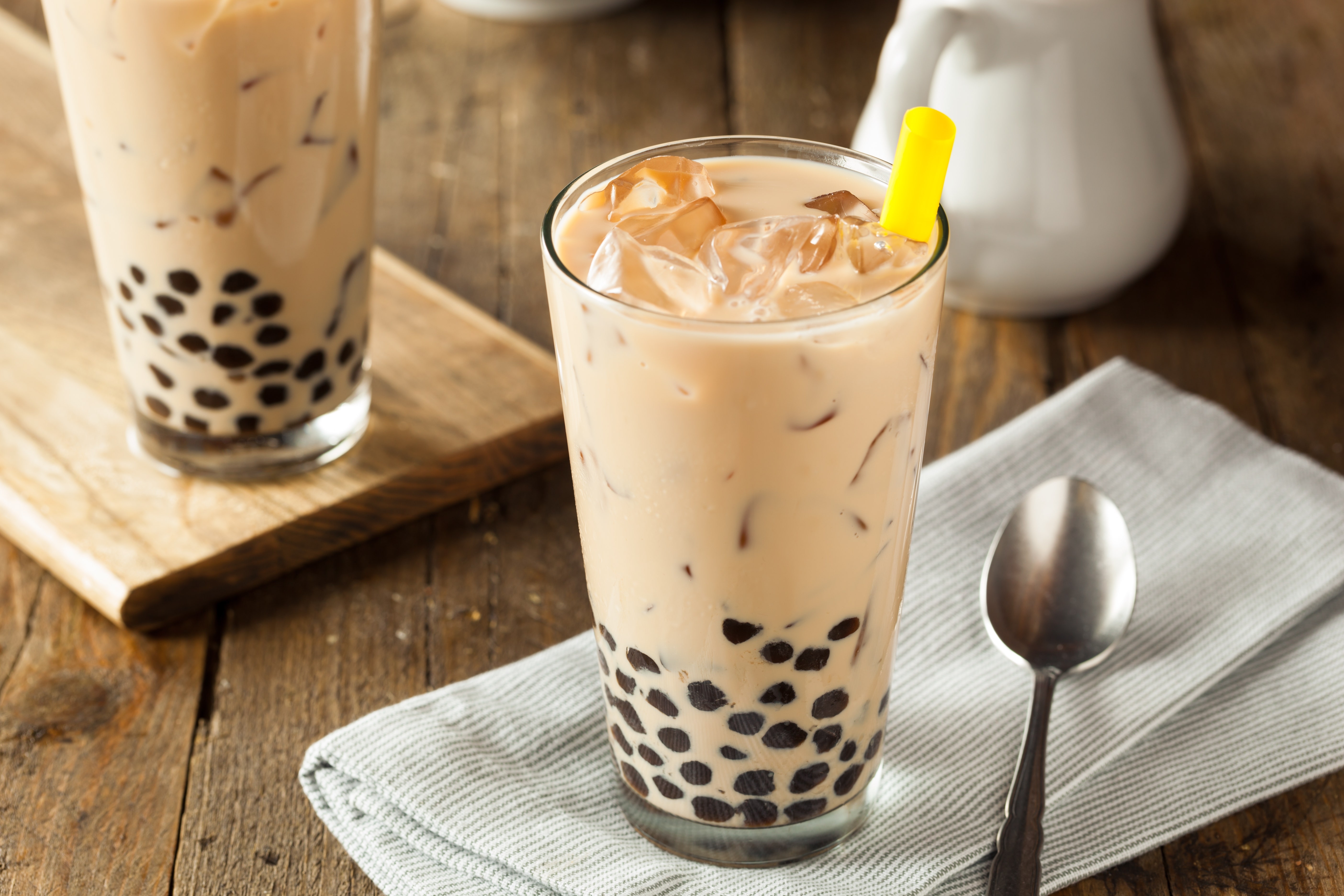 data-id="gntaxm4sgr">珍珠奶茶(bubble tea),又称波霸奶茶,简称珍奶