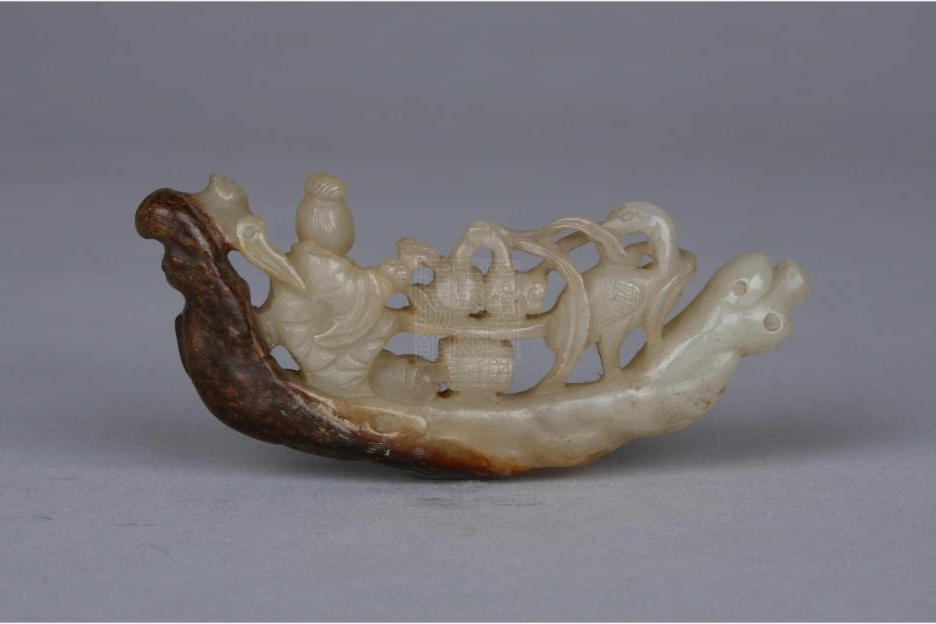 明青玉镂雕船形摆件