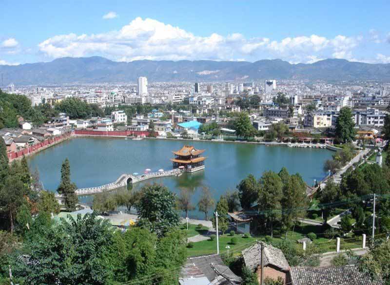隆阳区,隶属云南省 a target="_blank" href="/item/保山市">保山市 
