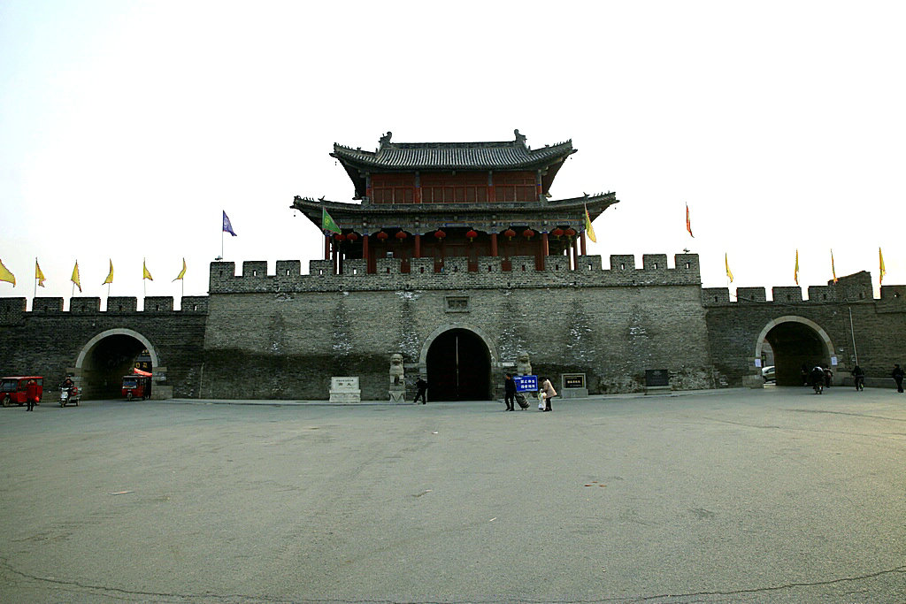 中国六朝古都,治所位于 a target="_blank" href="/item/商丘县