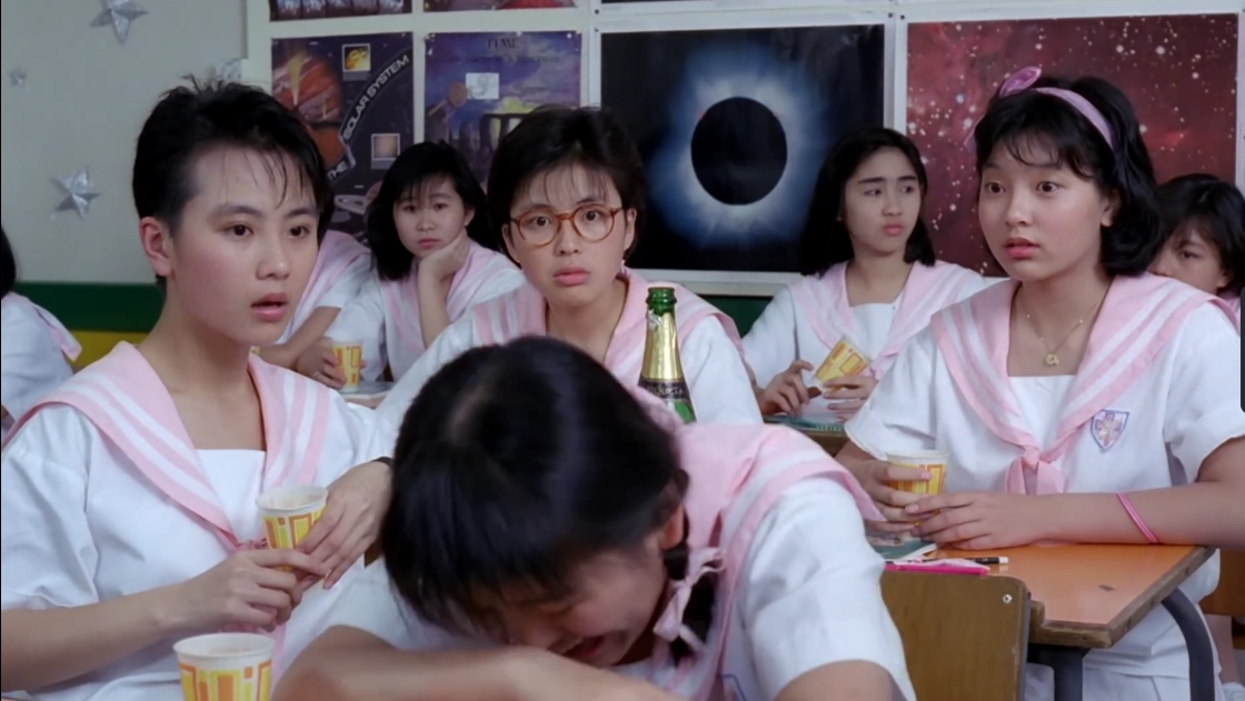  p>《开心鬼系列》是新艺城影业公司于1984年~1991年推出的喜剧影片