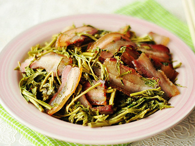 腌香椿炒腊肉