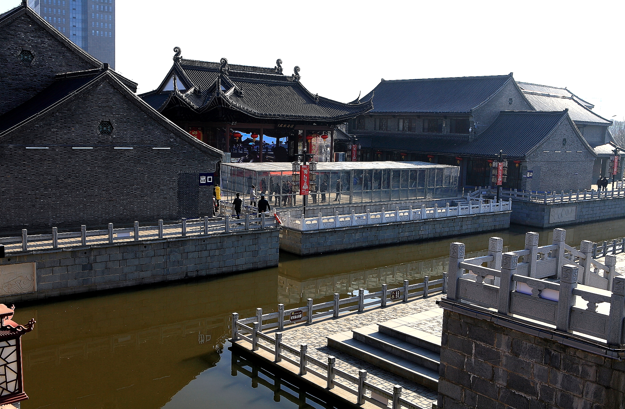  p>盐镇水街是盐城市海盐历史文化风貌区的重要组成部分,位于 a href=