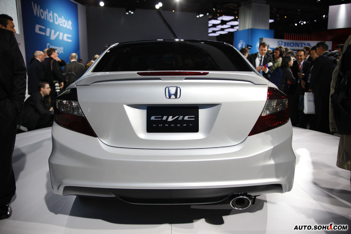  p>civic是honda的传奇车型,诞生于1972年,迄今50年间历经十代革新与