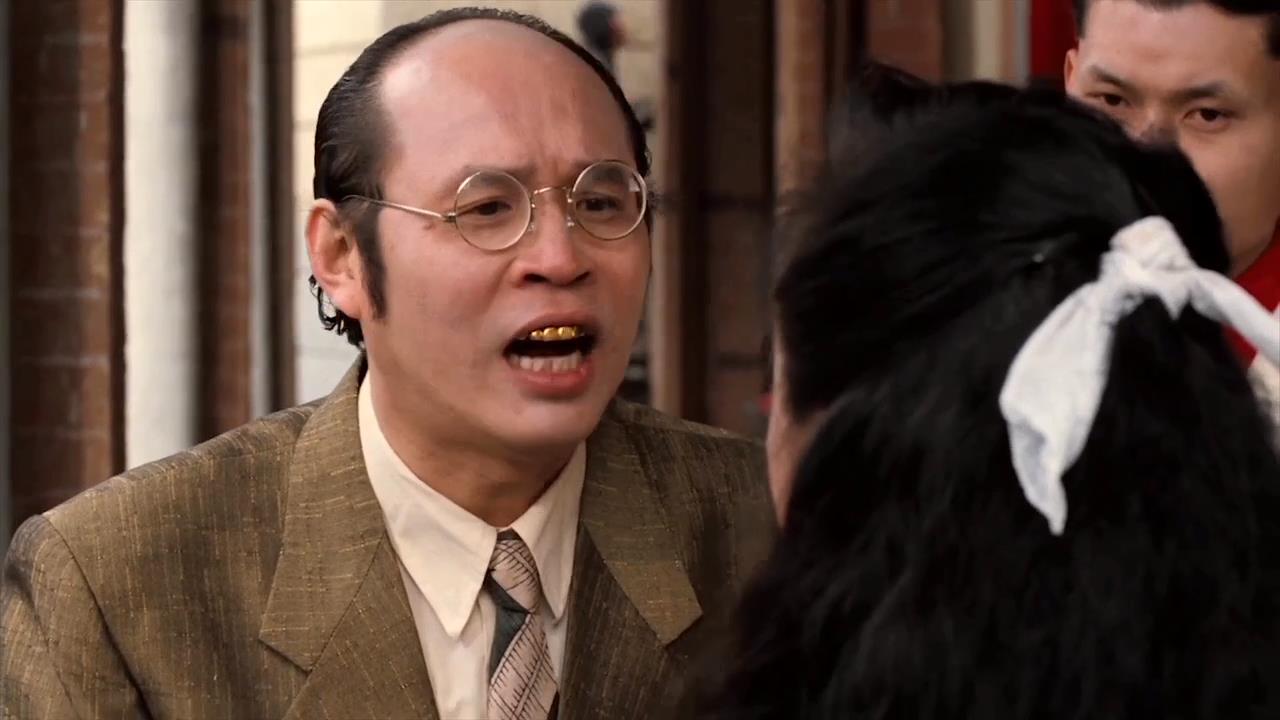  p>《群龙戏凤》是由 a target="_blank" href="/item/洪金宝/240200"