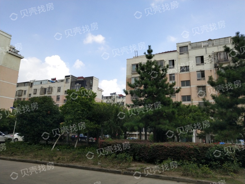  p>东城花苑三园位于苏州市太仓太仓,共计房屋400户. /p>