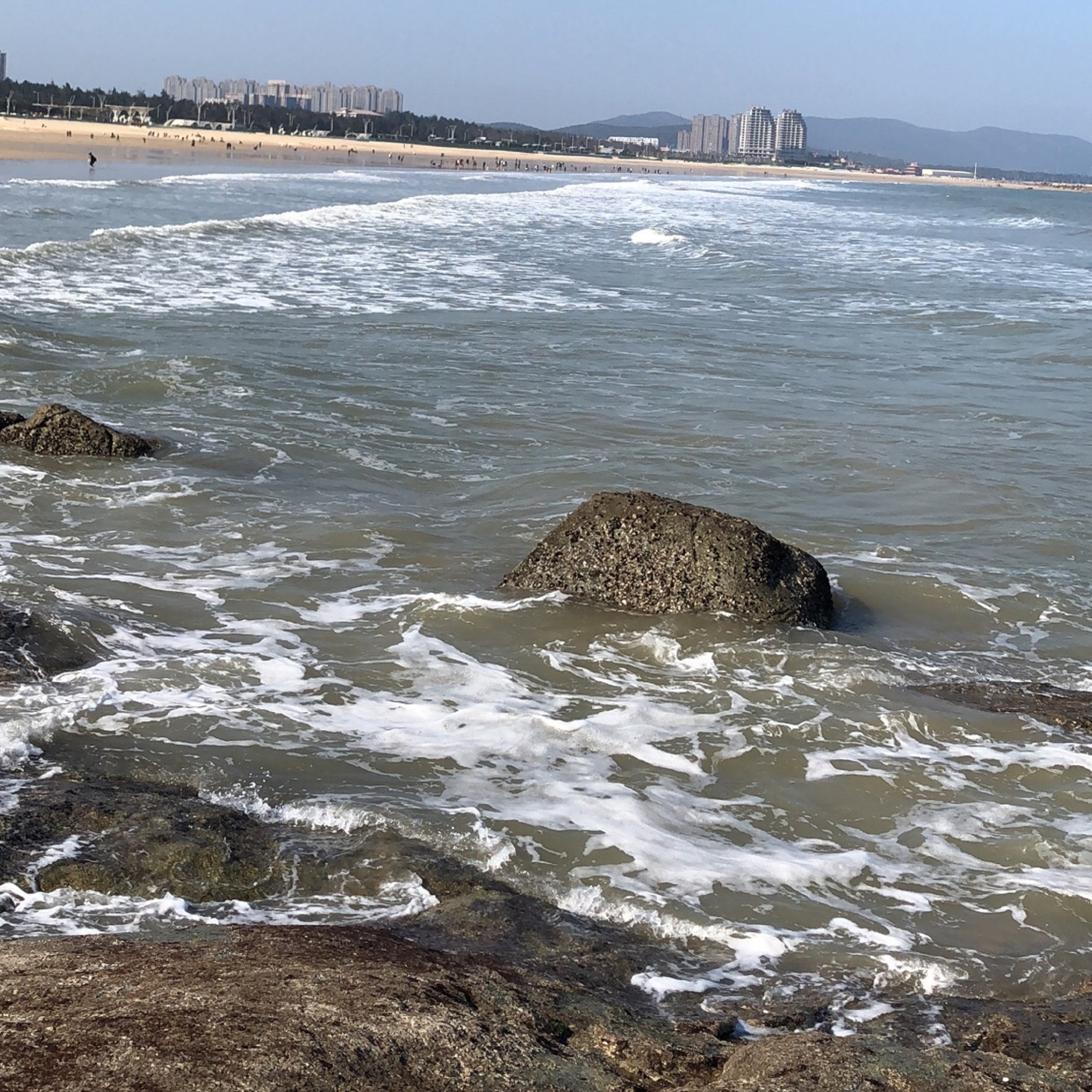  p>龙凤头海滨浴场位于福建 a target="_blank" href="/item/平潭岛