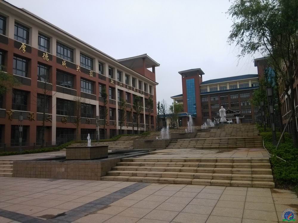 university dushan branch),简称"广大附校独山分校(独山三中)",斡谮