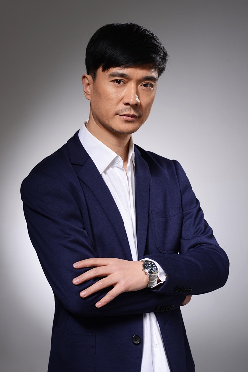  p>张明健,中国男演员,1972年5月25日出生于山东烟台,1996年毕业于 a