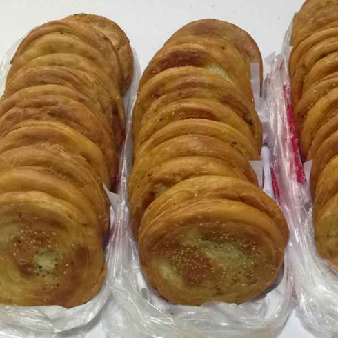  /p> p>清油酥材料 /p> p>面粉20克,色拉油30克.