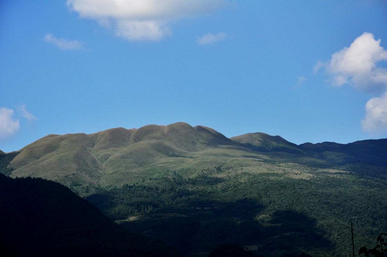  p data-id="gnx4v9cs0a">佛顶山是国家aaaa级景区,位于贵州铜仁市