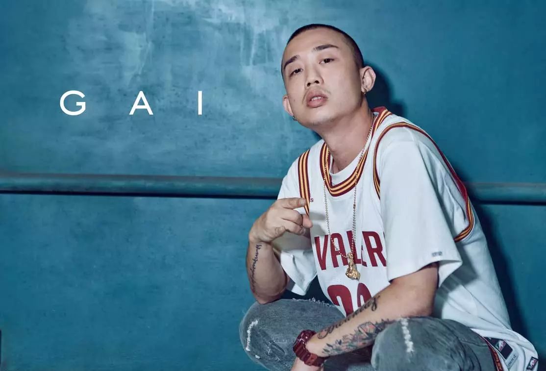 所以，娱乐圈到底是个什么圈？？_百科TA说