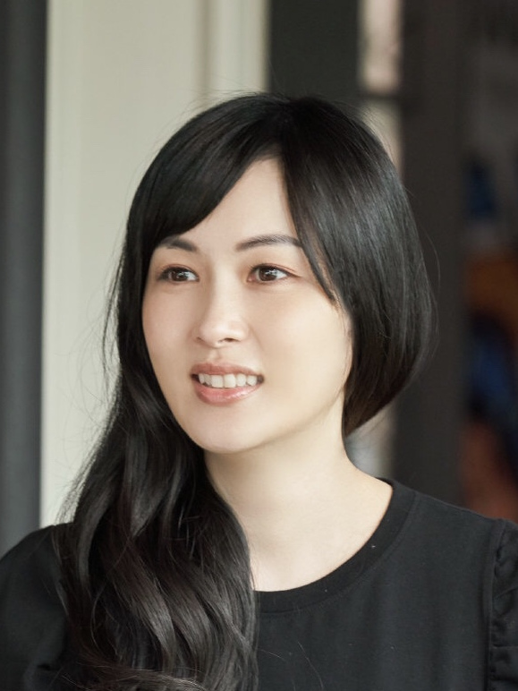  p data-id="gnvg8s8l61">林丽莹, a target="_blank" href="/item