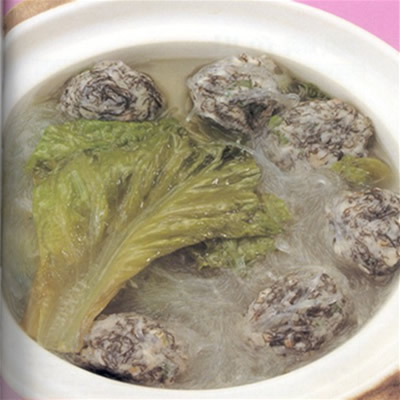  p>酸笋鲜芋梗煲鲮鱼是以酸笋,芋梗等为主料的菜品 /p>