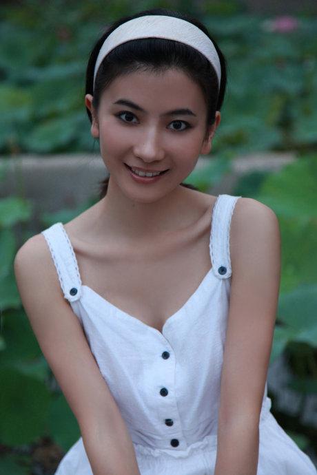  p>廖蔚蔚,11月8日出生于湖南常德市津市,中国内地女演员,毕业于 a