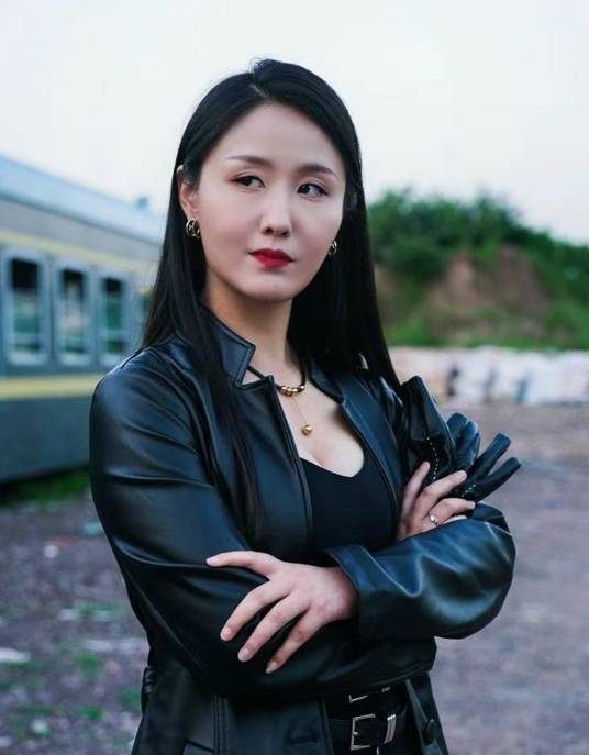 杨玉（中国内地影视女演员）_百度百科