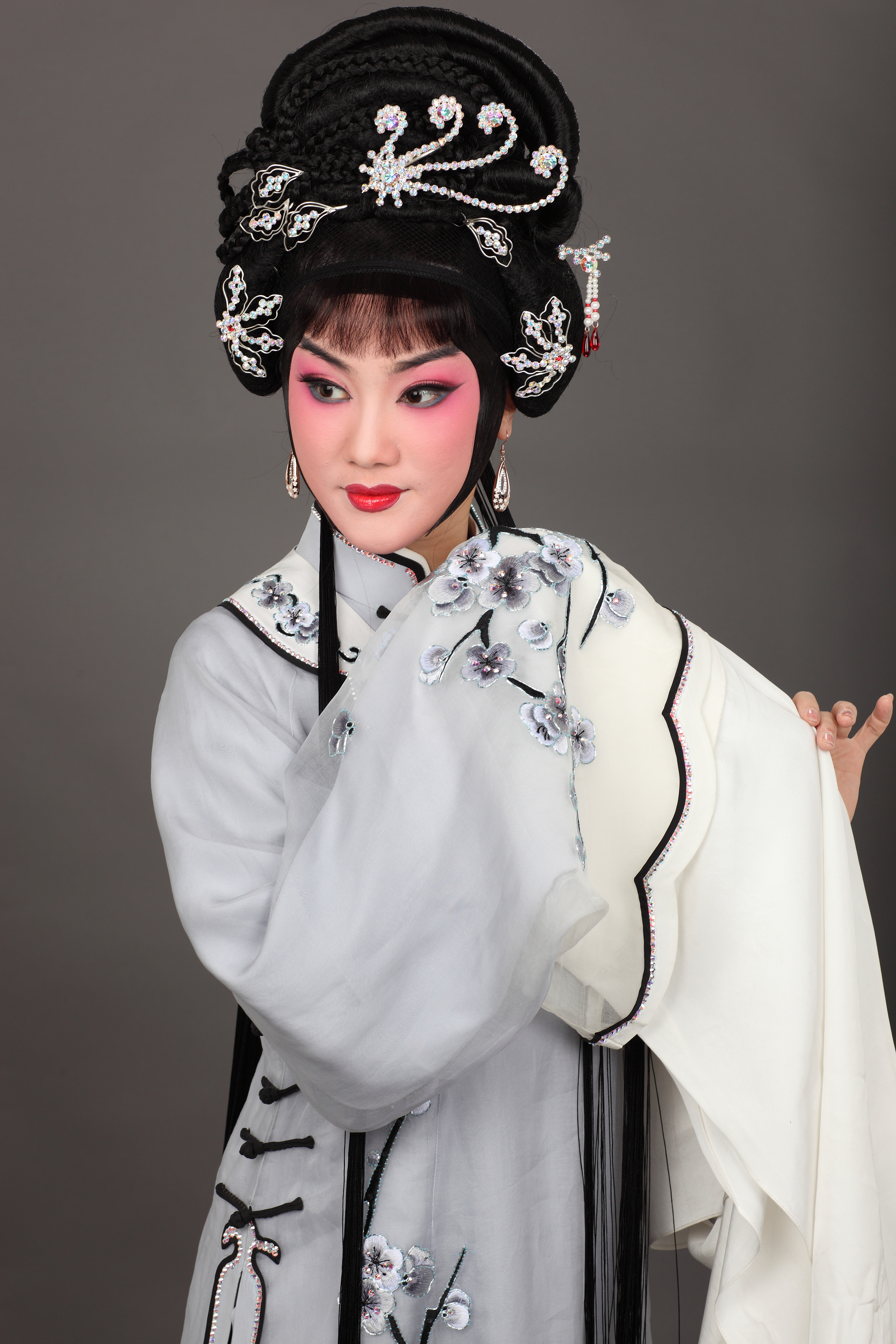  p>李爽,女, a target="_blank" href="/item/中国评剧院/8484996"