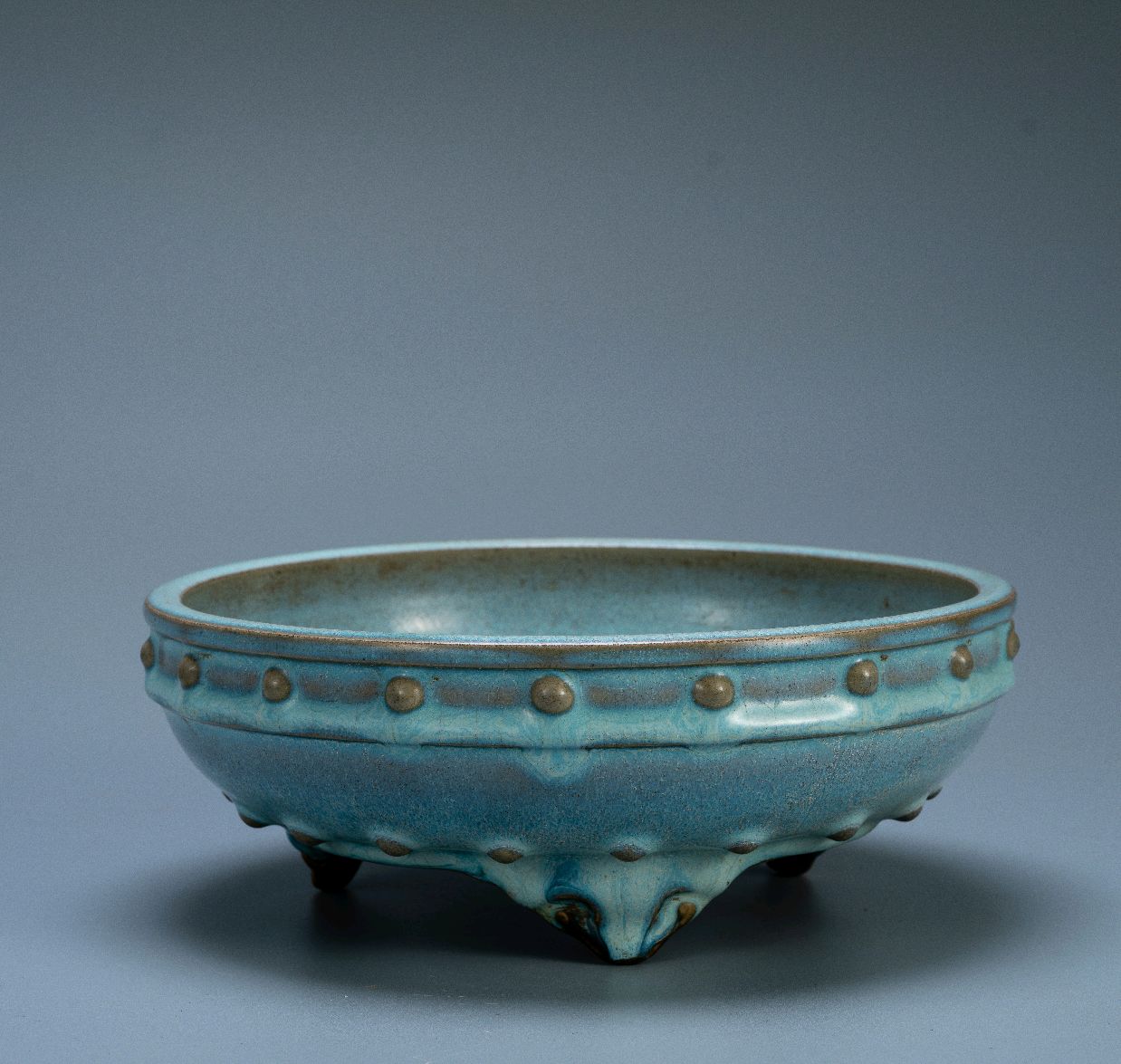 北京禾谷2020年秋拍‖明–钧窑天青釉鼓钉洗_百科TA说