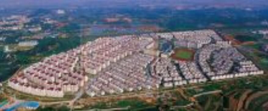 谷围新村位于 a target="_blank" href="/item/广州市番禺区/8830268"