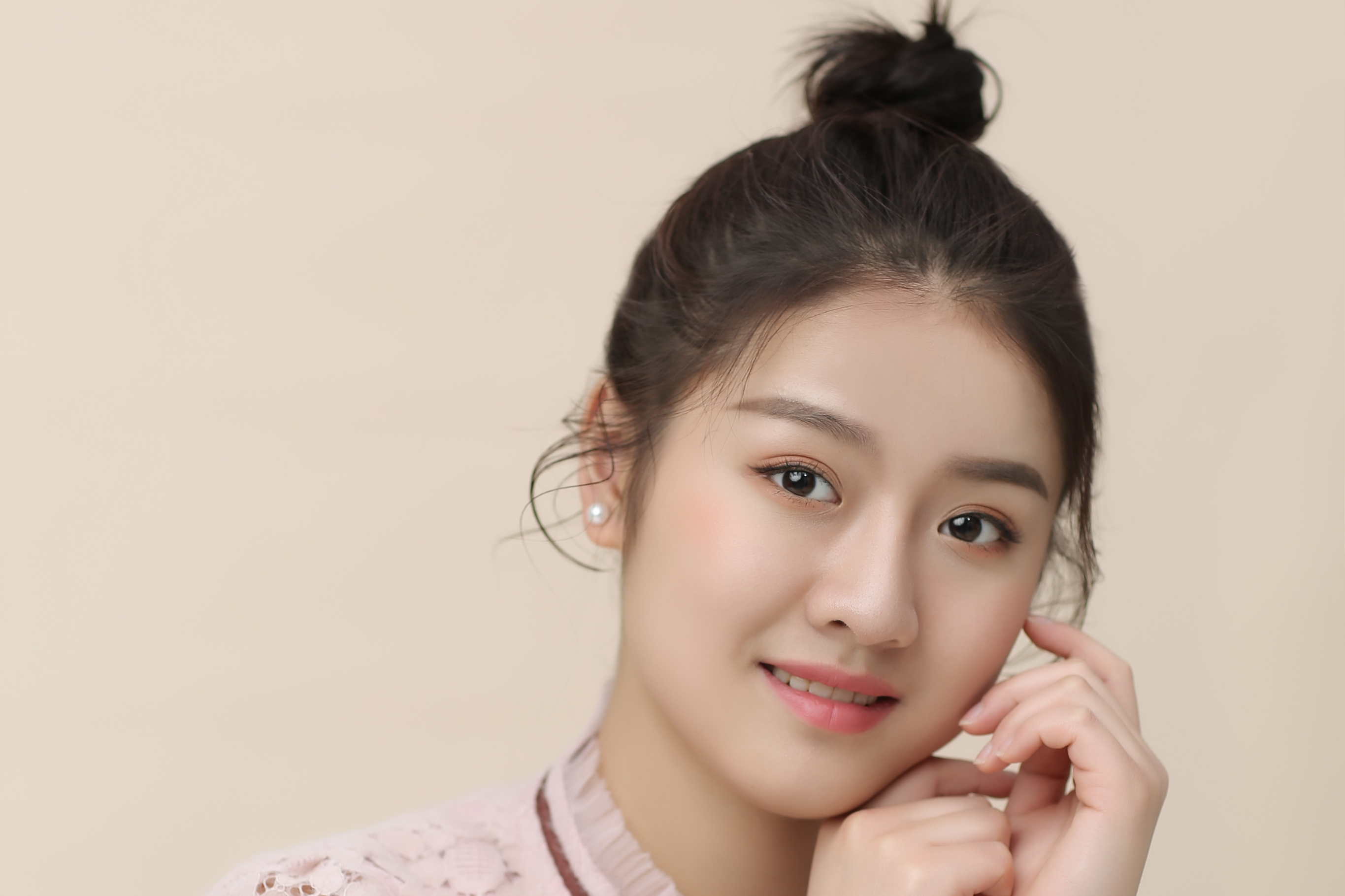  p data-id="gn6wa2ezzf">王欣果,中国内地女歌