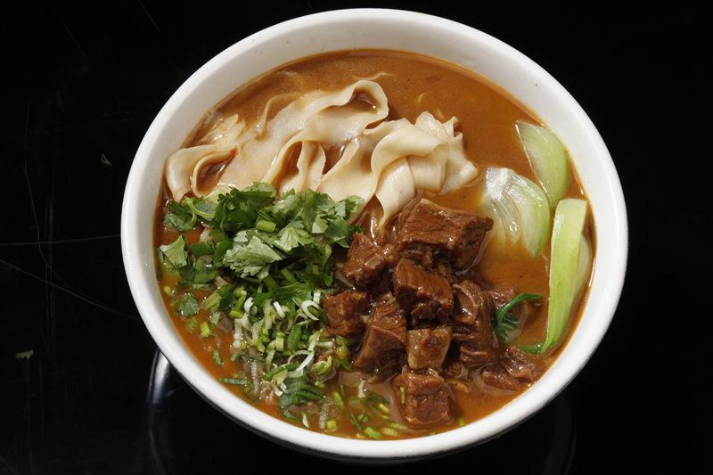 牛肉宽面