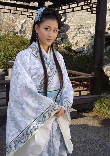  p>王昭君(约公元前54年—公元前19年),名嫱,字昭君(一说昭君非表字)