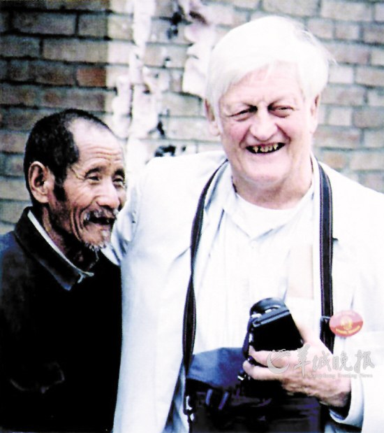  p data-id="gnwfzgrzg2">韩丁,原名威廉·辛顿(william hinton),美国