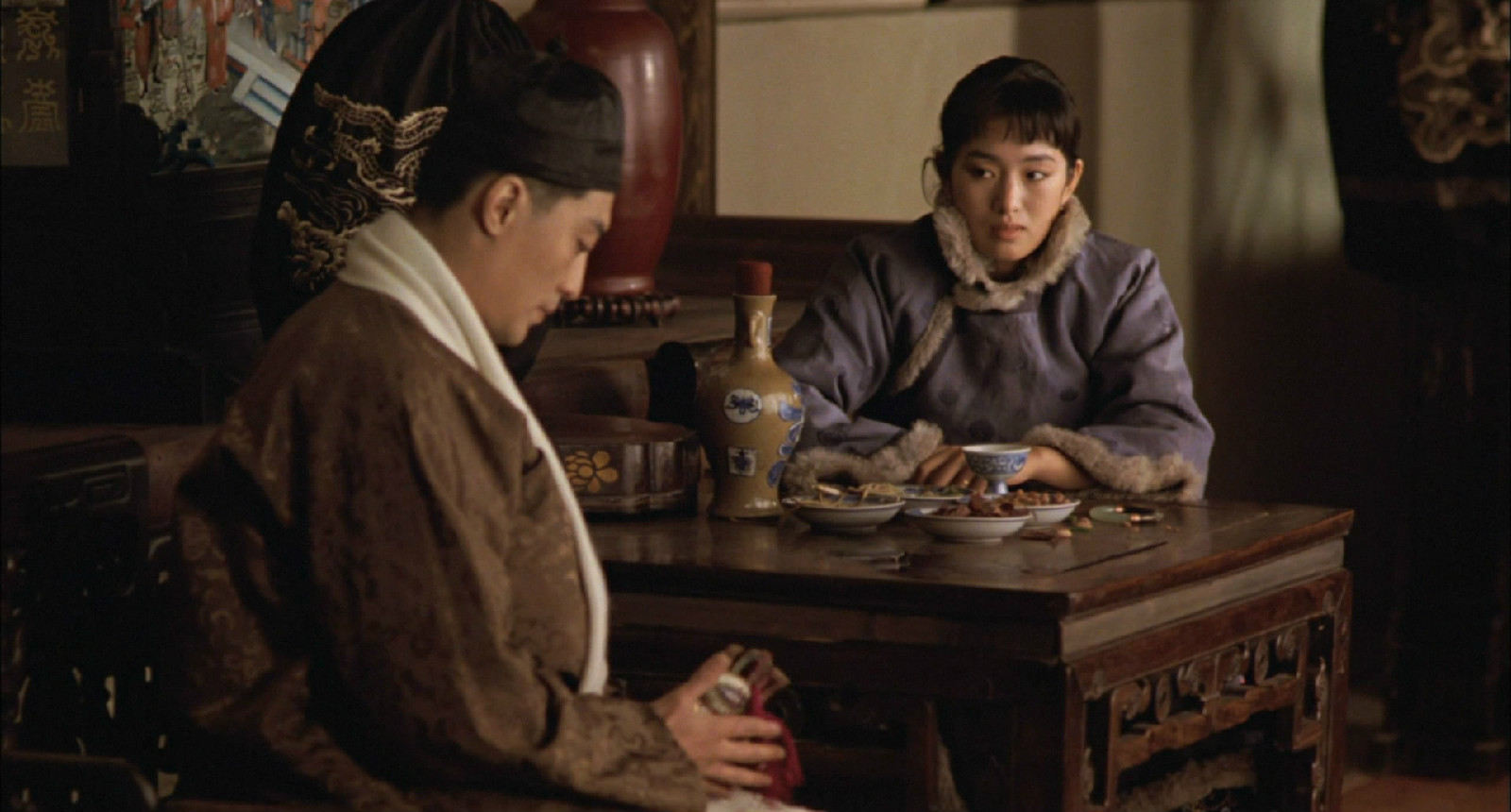  p>《大红灯笼高高挂》是由中国电影合作制片公司出品的剧情片,由 a