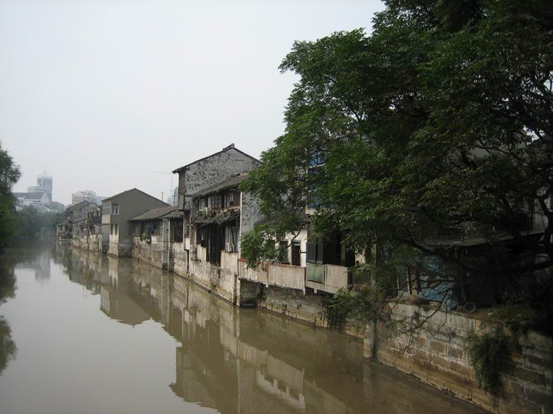 p>《青果巷》是由中央电视常州市委宣传部等联合出品,并由 a href="