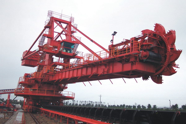 斗轮机堆取料机