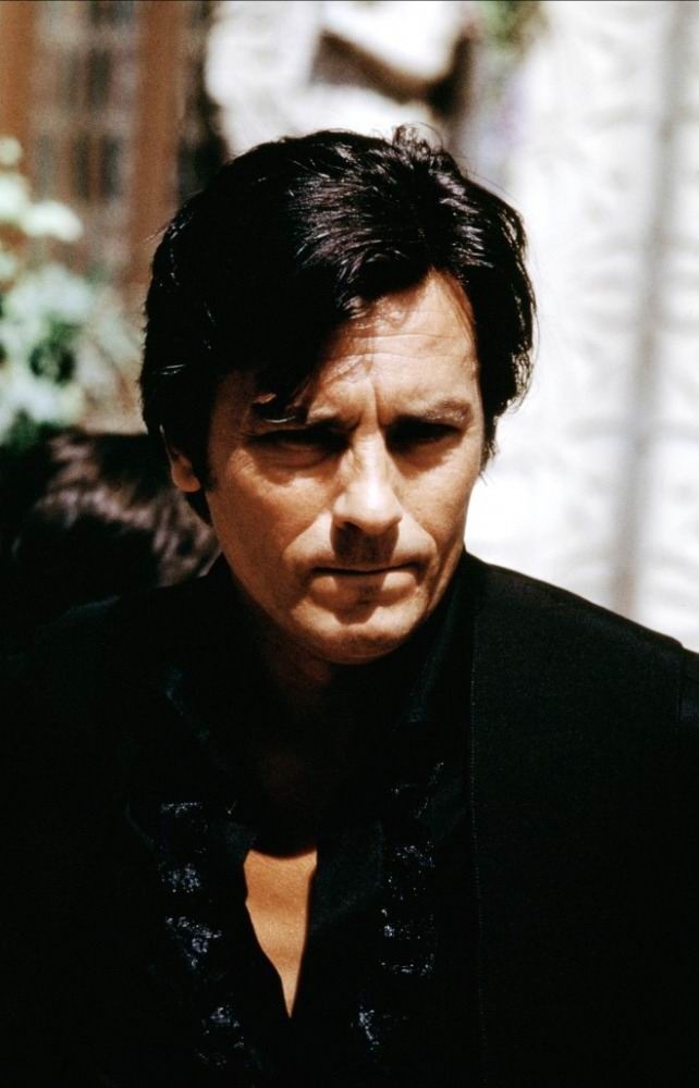  p>阿兰·德龙 i>(alain delon) /i>,1935年11月8日出生于法国上塞纳