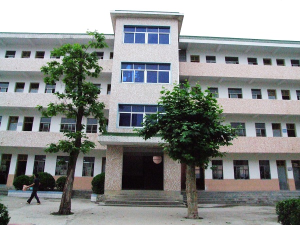 二中学(second middle school in jingde anhui),简称 b>旌德二中 /b>
