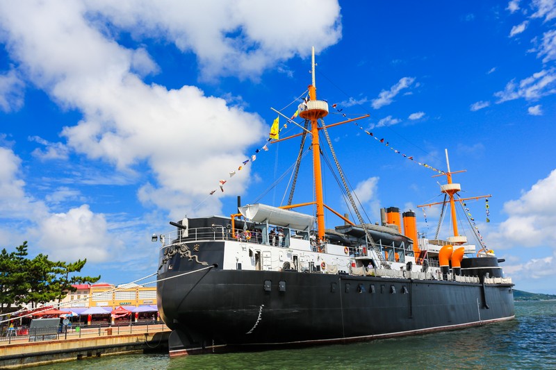  p> b>定远级铁甲舰 /b>是中国 a target="_blank" href="/item/清朝