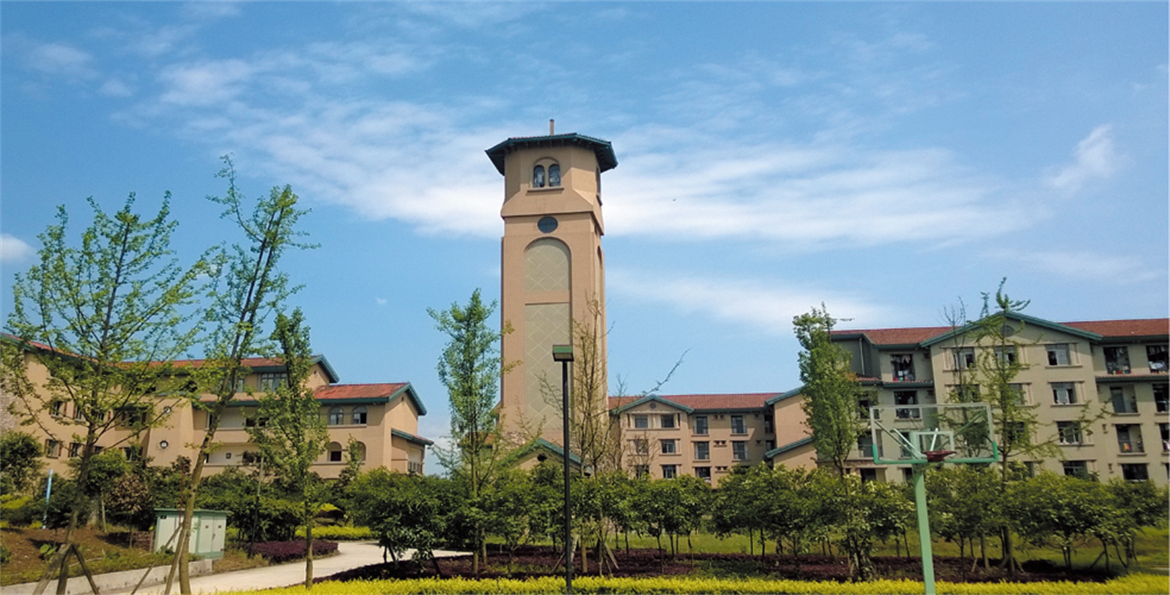  p>重庆轻工职业学院,是一所2011年3月经 a target="_blank" href="