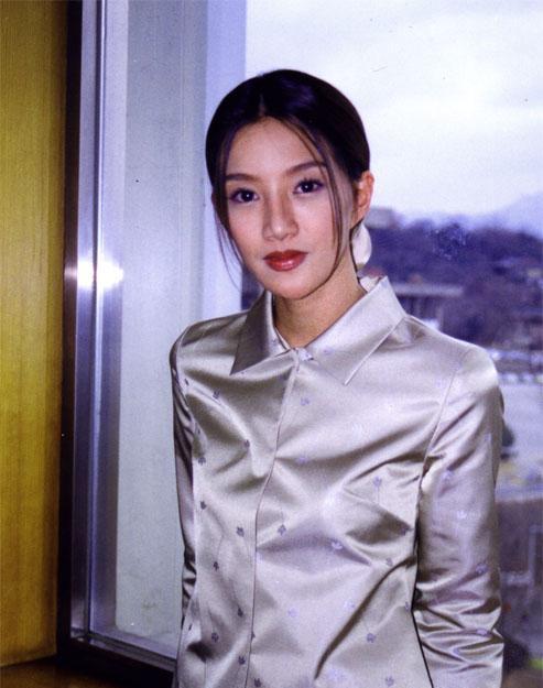 特务迷城theaccidentalspy(2001)