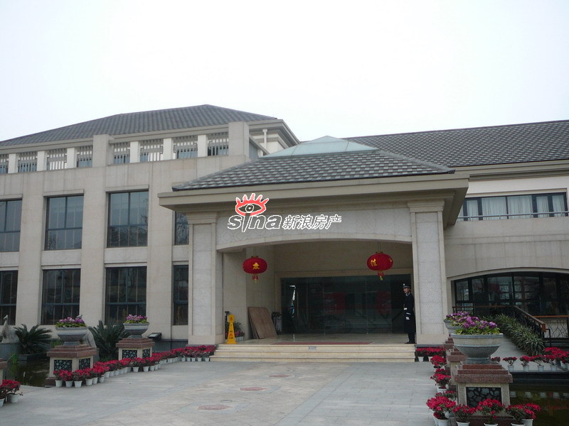  p data-id="gnfeoxelvg">清溪玫瑰园位于成都西外环路700米的永宁镇