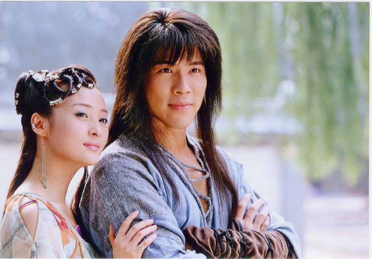  p data-id="gnwsptvw6n">2002电视剧《 a target="_blank" href="