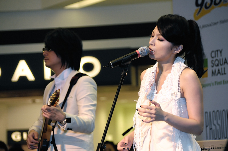  p data-id="gnx05e3woz">詹雯婷(faye飞),1981年8月27日出生于台湾省