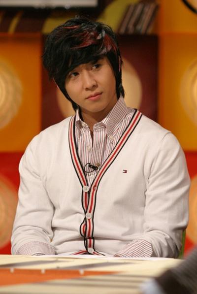  p data-id="gnryjw1xcv">brian,原名朱珉奎,1981年1月10日出生于美国