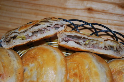 data-lemmaid="121614">西安 /a>宫廷香酥牛肉饼也称" a target="