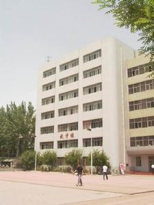  p>河南省政法管理干部学院的前身是成立于1948年的豫西行政干部学校.