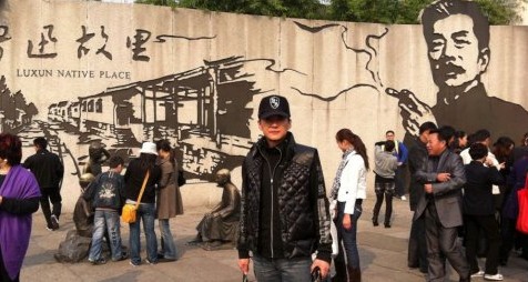  p>王斑,1971年7月7日出生于河南省郑州市,中国内地演员,导演;北京