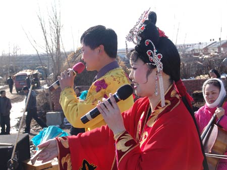data-id="gnwl5b422q">赵晓波,女,汉族,1974年9月生,中共党员,二人转