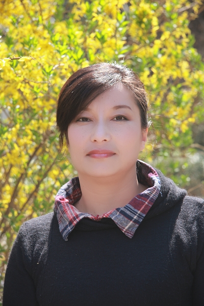  p data-id="gnar7r4wpo">龚房芳,女,江苏徐州人,70后,笔名:蓝羽,西楼