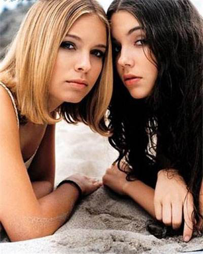 《pretty boy》是由 a href="#" data-lemmaid="43776">m2m /a>组合( 