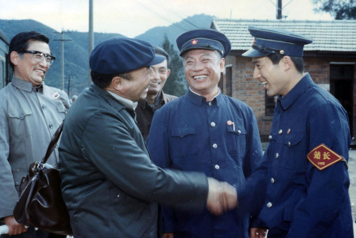 《四等小站》是 a target="_blank" href="/item/上海电影制片厂