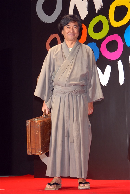  p>石坂浩二(koji ishizaka),原名武藤兵吉,1941年6月20日出生于日本