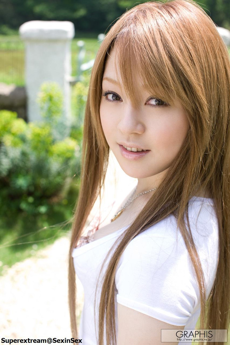 于埼玉县,是一名日本 a target="_blank" href="/item/av女优/416320"