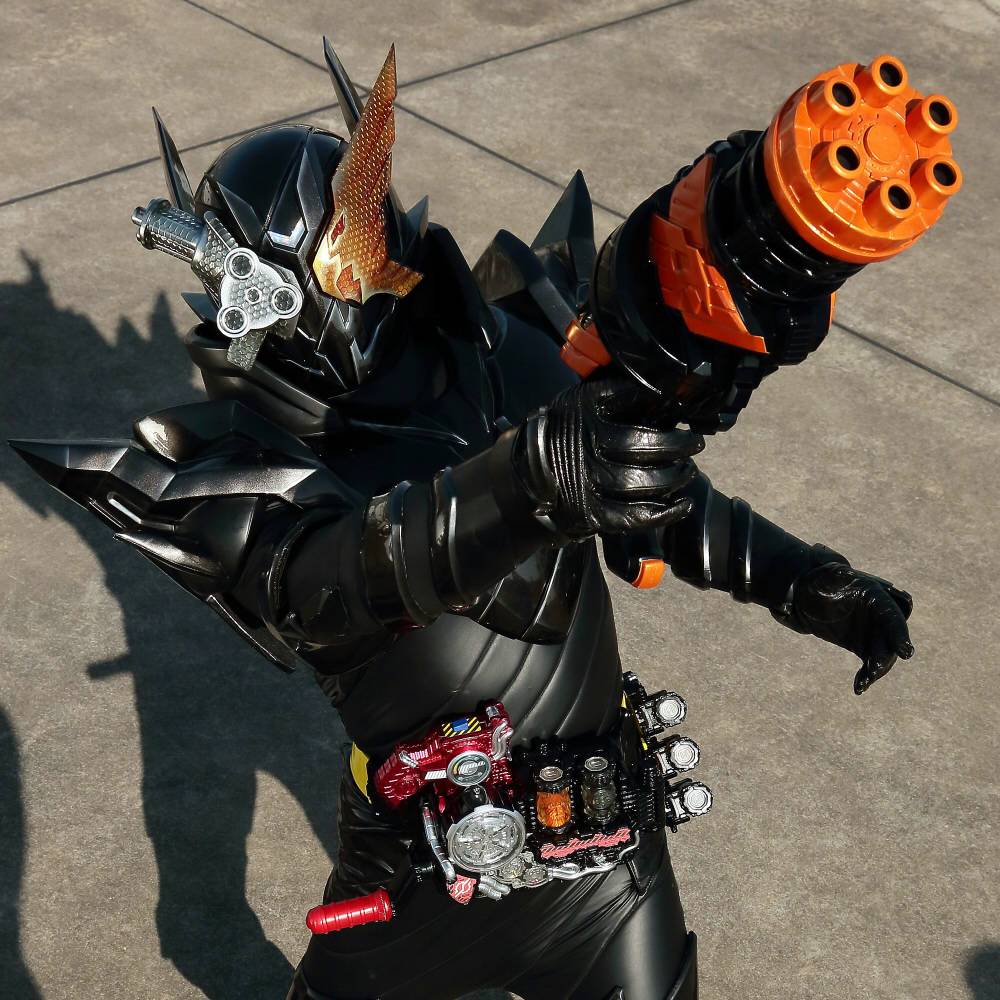 a>特摄剧《 a target="_blank" href="/item/假面骑士build/20839996"